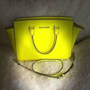 Michael Kors purse